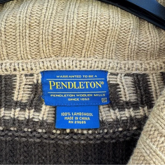Pendleton Lebowski Cardigan - Picture 12 of 13